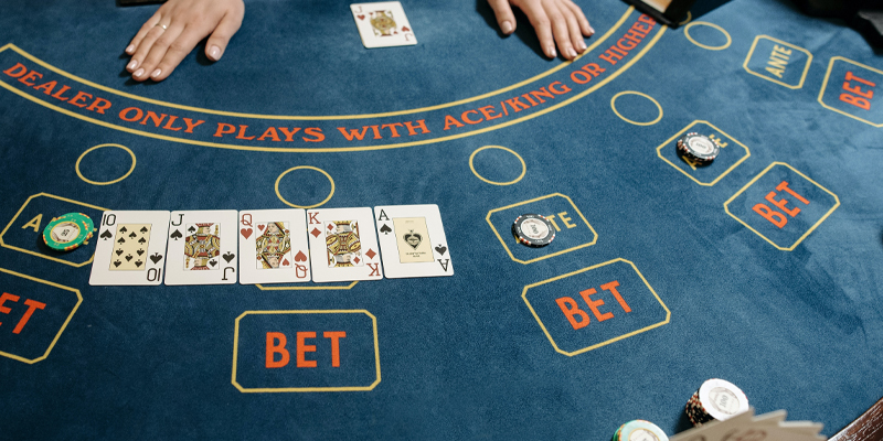 Baccarat là trò bài bắt đầu xuất hiện tại các nước phương Tây